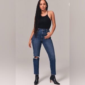 Abercrombie & Fitch Denim Curve Love Mom High Rise Jeans‎ Size 31/12